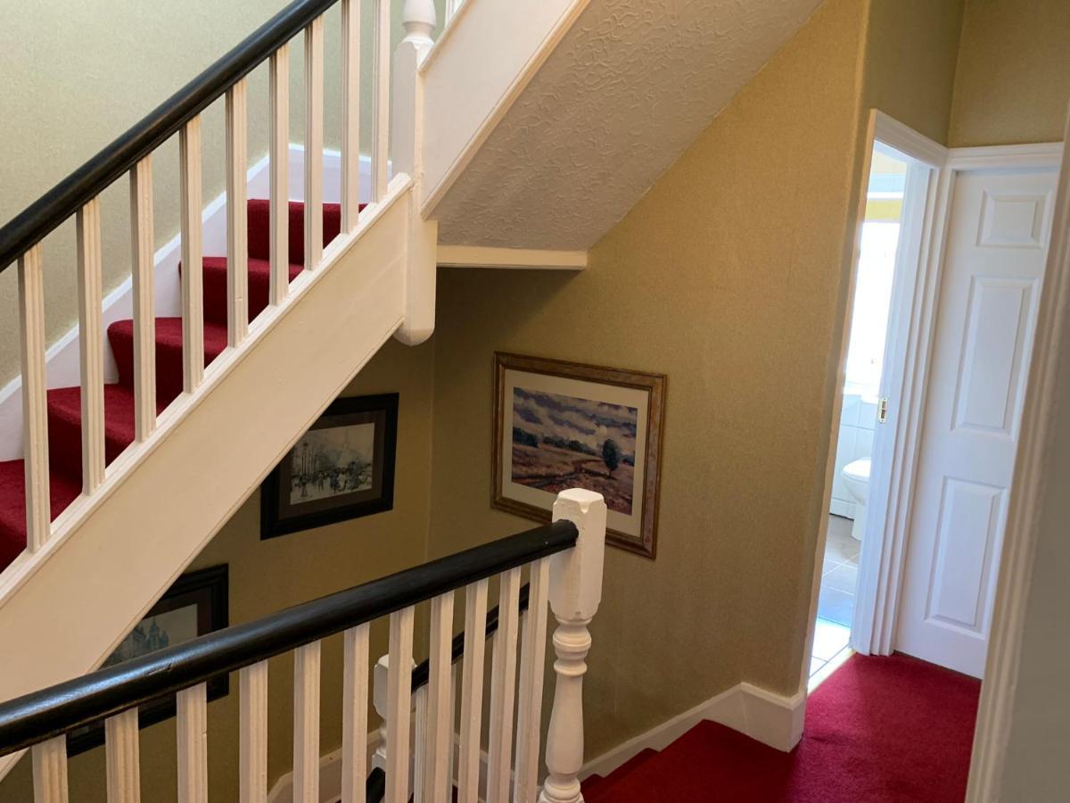 Heather Glen. Six Bedroom Home Near The Sea. แบล็คพูล ภายนอก รูปภาพ